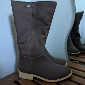 EMU Elanora Boots brown woman's size 5 Leather and Sheepskin lining